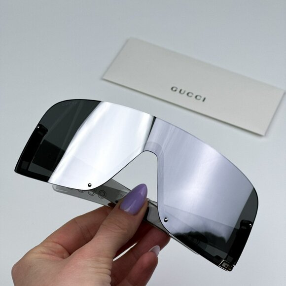 Gucci GG1637S 002 BRAND NEW Sunglasses Light Grey Silver Mirror Unisex Mask - Picture 1 of 13